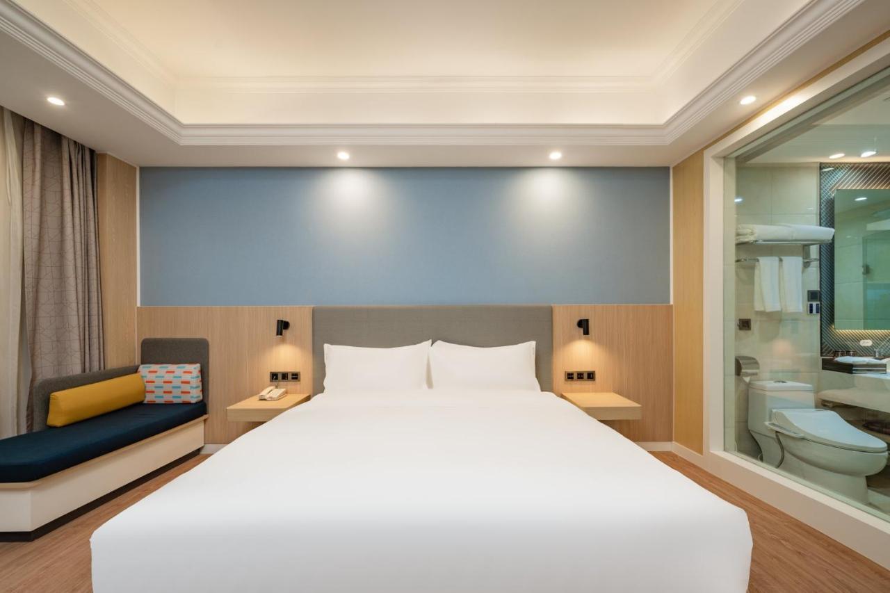Holiday Inn Express Chengdu Tianfu Square By Ihg - Chunxi Road And Kuanzhai Alley Экстерьер фото
