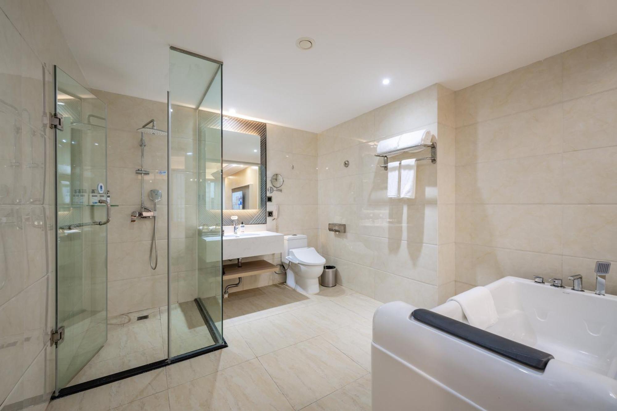 Holiday Inn Express Chengdu Tianfu Square By Ihg - Chunxi Road And Kuanzhai Alley Экстерьер фото